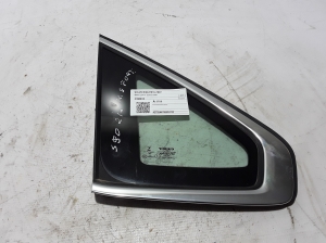   Vitre de custode arrière  - 31689018 
