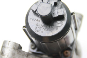  EGR valve 