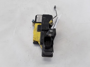 VOLVO XC70 (2000–2007) Rear side door lock 8650554 - 2
