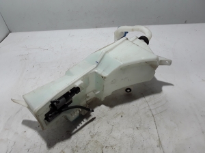 VOLVO S90 (2016–2026) Front washer fluid reservoir 31378731 - 2