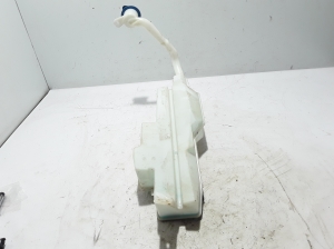   Windscreen washer tank front 