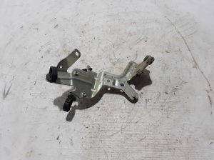   Circulation pump bracket  - 31368312 