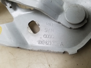 AUDI A1 8X (2010–2018) Hood hinge 8X0823302A - 4