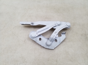 AUDI A1 8X (2010–2018) Hood hinge 8X0823301A - 2
