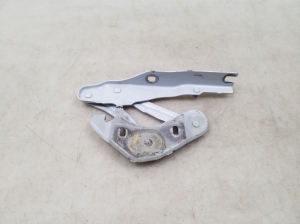 Hood hinge - 8X0823301A