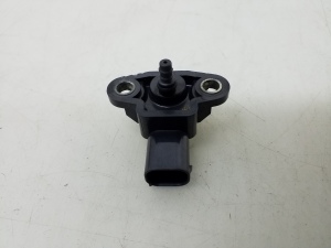 Mercedes Benz S-Class 221 (2005–2013) Ansaugluftdrucksensor A0051535028 - 2