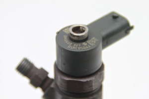  Fuel injector 