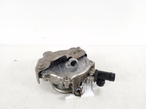 Mercedes Benz C-Class 205 (2014–2021) Vaakumpump A1772300065 - 2
