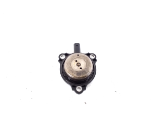 Mercedes Benz C-Class 205 (2014–2021) VANOS-plokk A2761560790 - 2