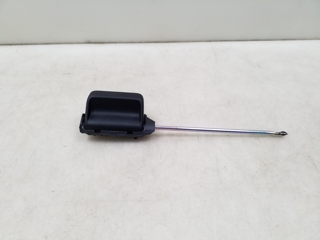 Used Volkswagen Caddy Sliding door inner opening handle 7H0843641D