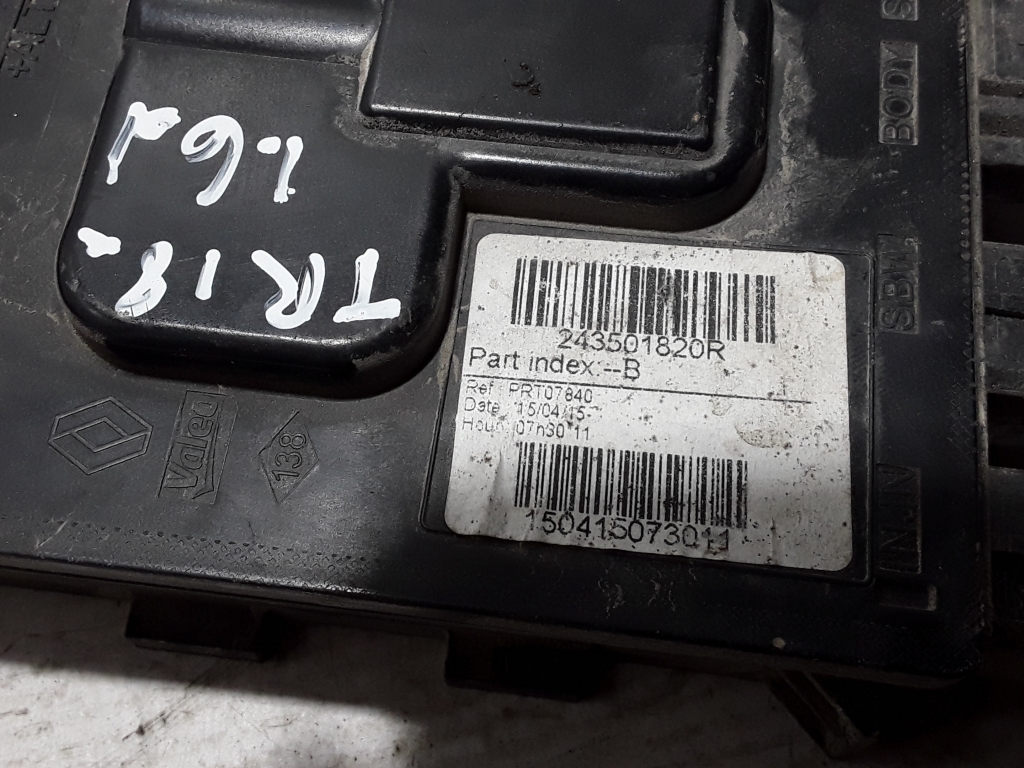 Used RENAULT Trafic Relay 243501820R