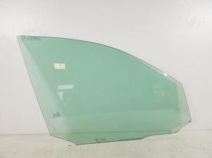   Fenster Scheibe Tür vorne  - A2047250210 