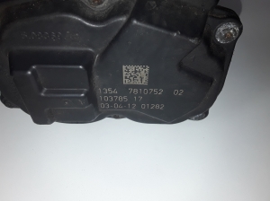 BMW 5 SERIES F10 (2010–2017) Gaasiklapp 7810752 - 3