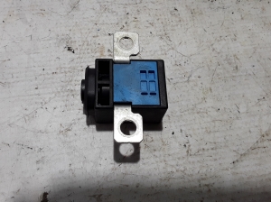  Battery fuse 