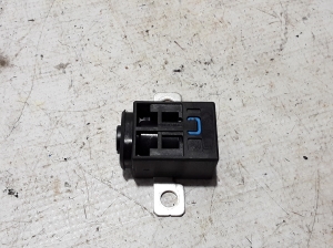  Battery fuse 