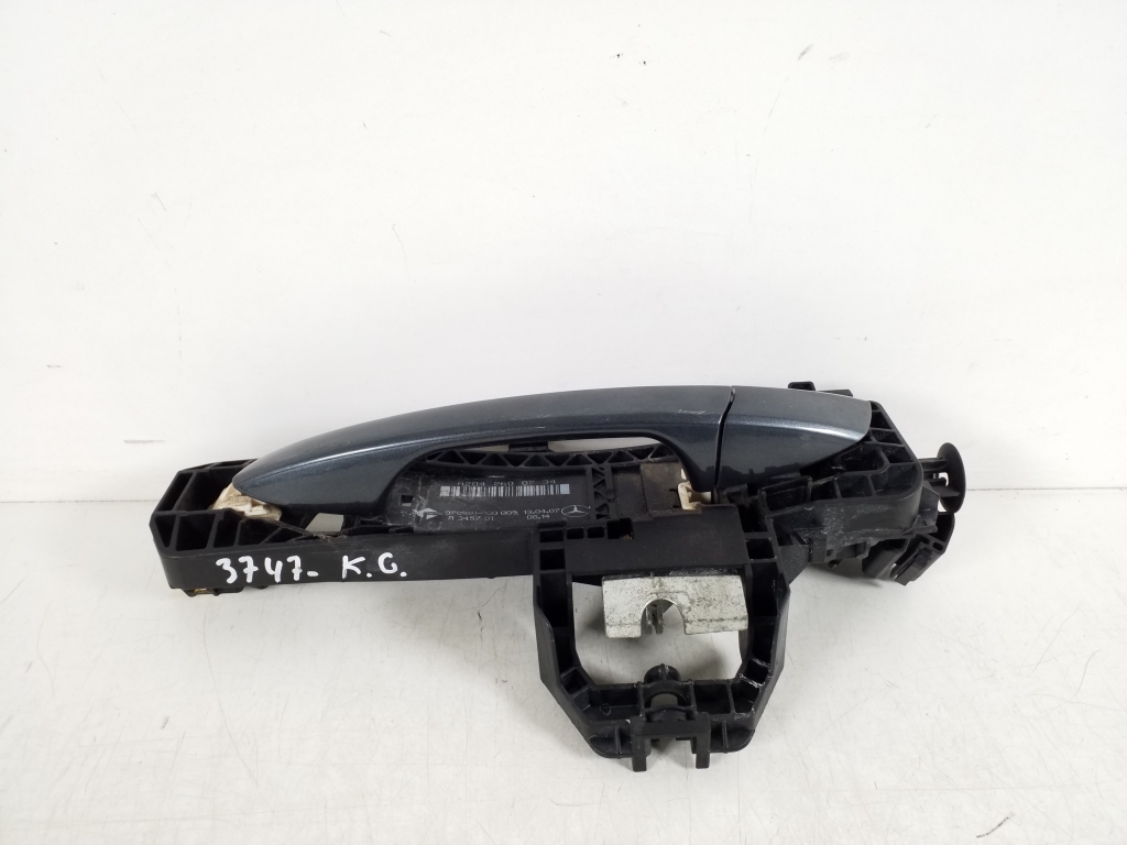 MERCEDES-BENZ C-Class W204/S204/C204 (2004-2015) Left Side Sliding Door Exterior Handle A2047600170 21603595