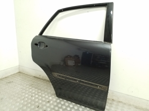  Rear side doors 