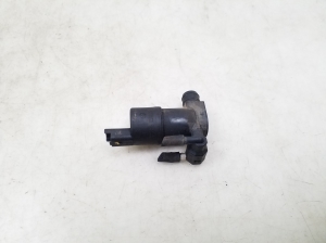 Citroen C3 (2009–2016) Front windshield washer pump 9641553880 - 3