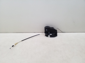 Rear side door lock - 7202147
