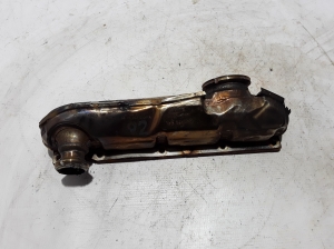  Exhaust manifold 