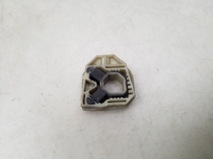Radiator bracket - 1K0121367G