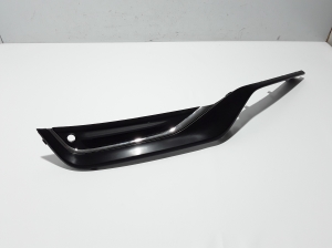  Front bumper trim strip 