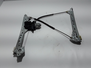 RENAULT Talisman II (2015–2026) Front door window regulator 807201773R - 3