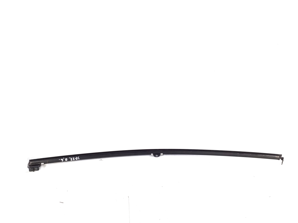 LEXUS RX 2 generation (2003-2009) Rear door glass rail 67407-48030 21605195