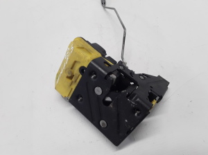 VOLVO S80 I (1998–2006) Front door lock 8650545 - 3