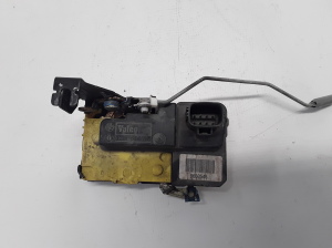 VOLVO S80 I (1998–2006) Front door lock 8650545 - 4