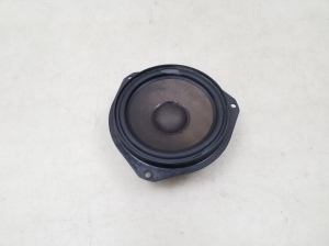   Front door speaker 