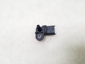 Opel Zafira B (2005–2014) Intercooler sensor 0281002437 - 2