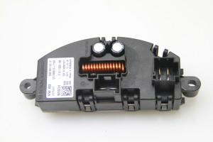 Volkswagen Golf VII (2012–2026) Cabin shoulder motor resistance 5Q0907521E - 3