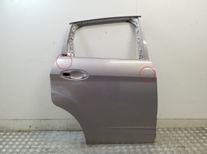  Rear side doors 