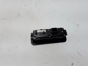 Chrysler Pacifica (2016–2026) Autre interrupteur 68234824AA - 3