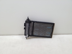   Interior shoulder radiator 