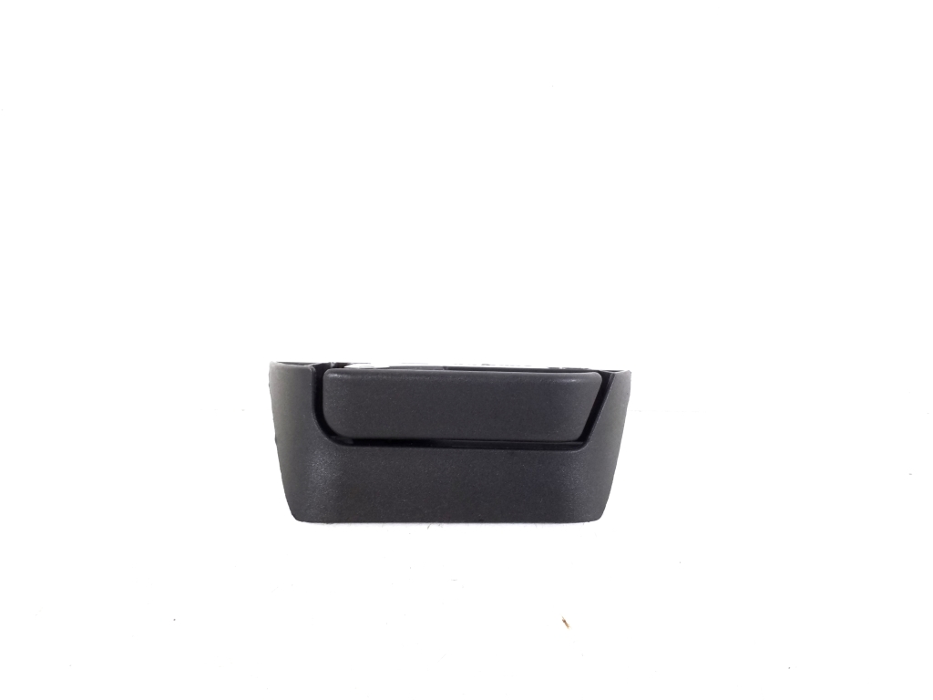 MERCEDES-BENZ C-Class W204/S204/C204 (2004-2015) Seat trim details A2049200164 21604676