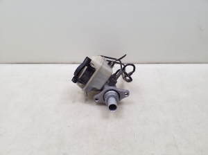 Opel Zafira B (2005–2014) Brake master cylinder 32067271 - 2