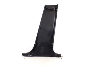 Mercedes Benz C-Class 204 (2007–2014) Keskpiilari siseviimistlus A2046900525 - 2
