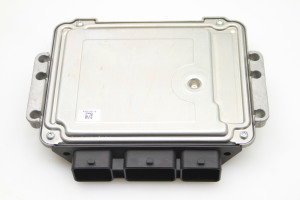 Peugeot 308 (2007–2015) Engine control unit 9664843780 - 4
