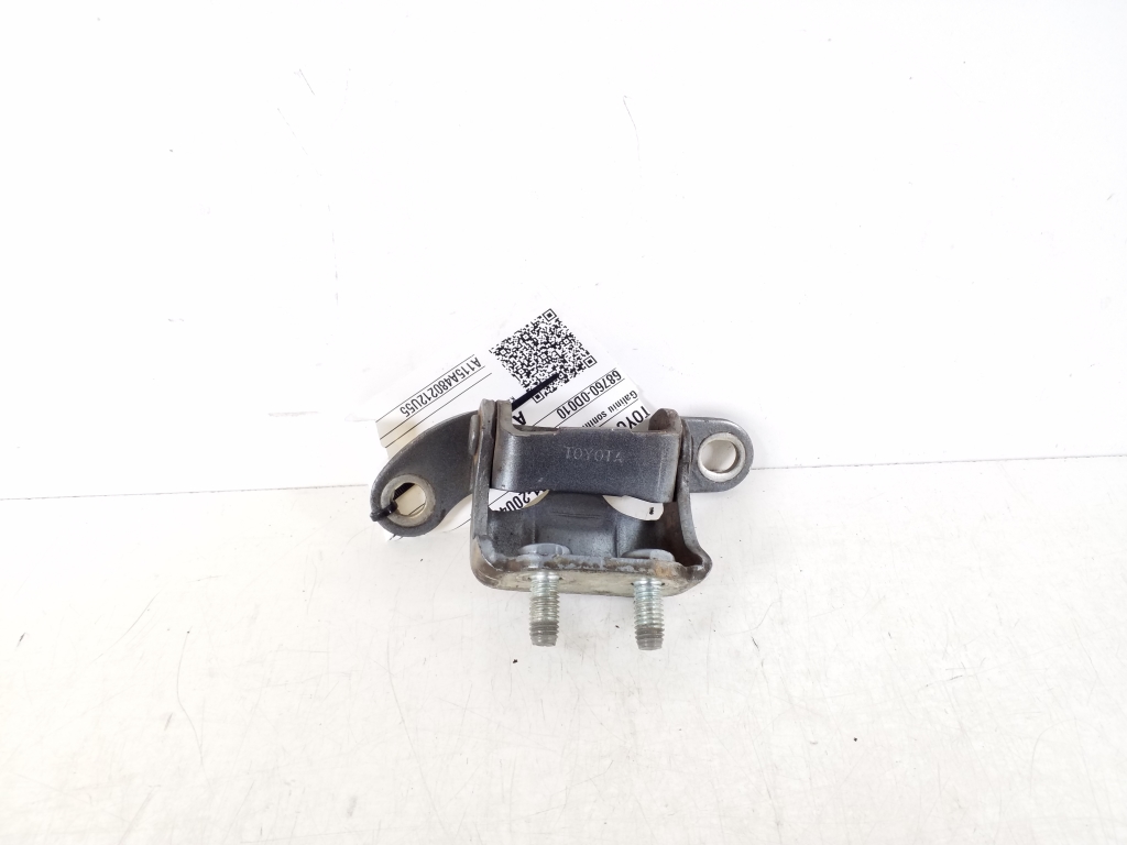 TOYOTA Corolla (2001–2007) Rear side door upper hinge 68760-0D010 TOYOTA Corolla (2001–2007) Rear side door upper hinge 68760-0D010
