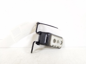 TOYOTA Corolla (2001–2007) Rear side door lower hinge 68780-05020 - 2