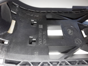 Skoda Octavia III (2013–2019) Rear side door exterior handle 5N0839885 - 2