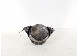 Engine mount - A2042405917