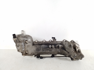  Intake manifold 