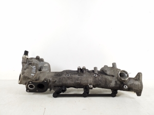  Intake manifold 