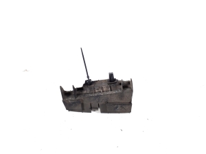 TOYOTA Corolla (2001–2007) Rear bumper bracket 52563-02010 - 2