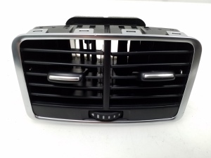   Interior panel ventilation grilles 