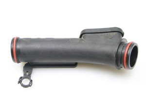 Volkswagen Tiguan (2007–2016) Vahejahuti voolik 03C145674A - 3