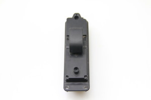 Front door glass switch - GS1D66370
